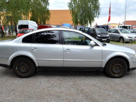 Volkswagen Passat, 2004 - pohled č. 2