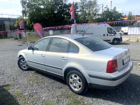 Volkswagen Passat, 1998 - pohled č. 3