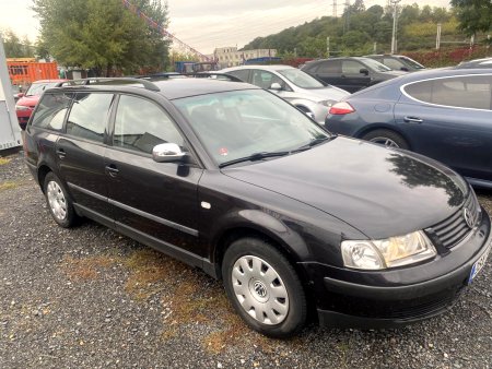 Volkswagen Passat, 2000 - pohled č. 3