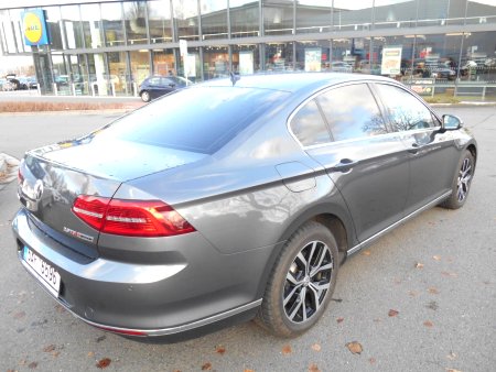 Volkswagen Passat, 2016 - pohled č. 2