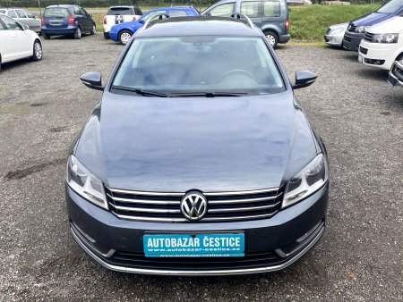 Volkswagen Passat, 2011 - pohled č. 3