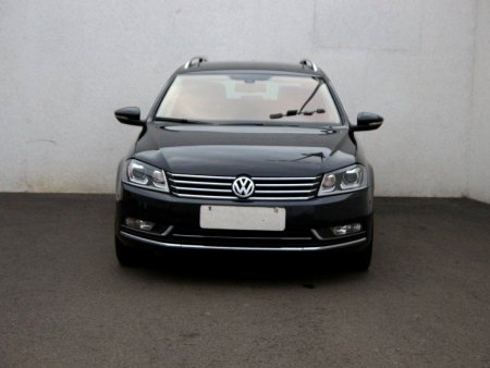 Volkswagen Passat, 2012 - pohled č. 2