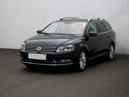 Volkswagen Passat, 2012 - pohled č. 3