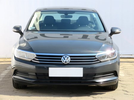 Volkswagen Passat, 2017 - pohled č. 2