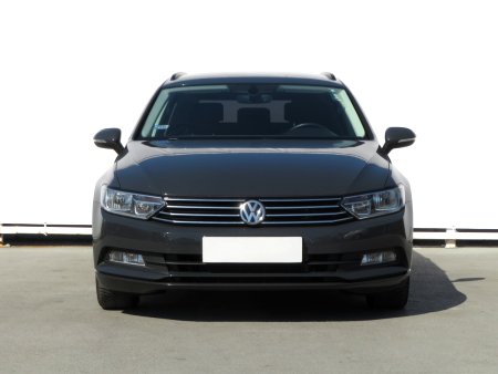 Volkswagen Passat, 2015 - pohled č. 2