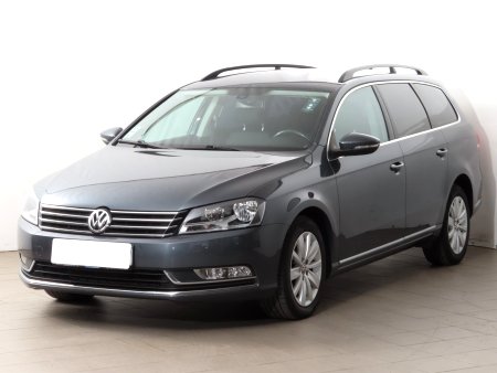 Volkswagen Passat, 2012 - pohled č. 3