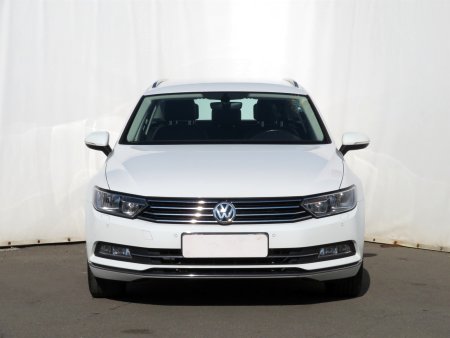 Volkswagen Passat, 2016 - pohled č. 2