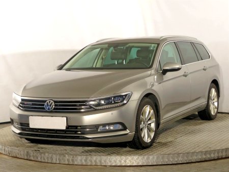 Volkswagen Passat, 2016 - pohled č. 3