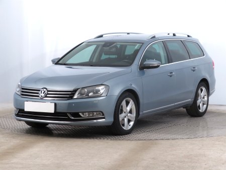 Volkswagen Passat, 2011 - pohled č. 3