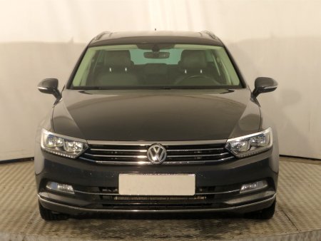 Volkswagen Passat, 2016 - pohled č. 2