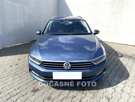 Volkswagen Passat, 2015 - pohled č. 2
