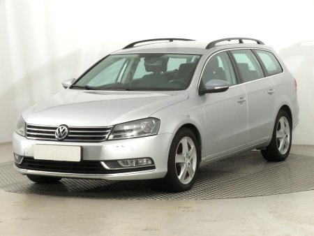 Volkswagen Passat, 2011 - pohled č. 3