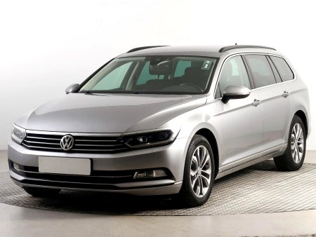 Volkswagen Passat, 2018 - pohled č. 3