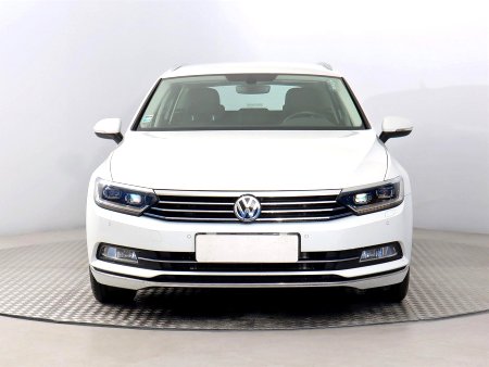 Volkswagen Passat, 2017 - pohled č. 2