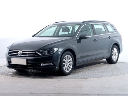 Volkswagen Passat, 2015 - pohled č. 3
