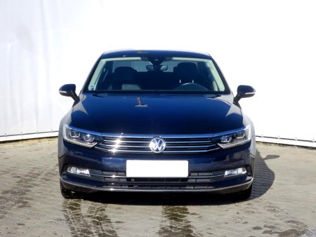 Volkswagen Passat, 2016 - pohled č. 2