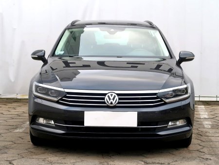 Volkswagen Passat, 2017 - pohled č. 2