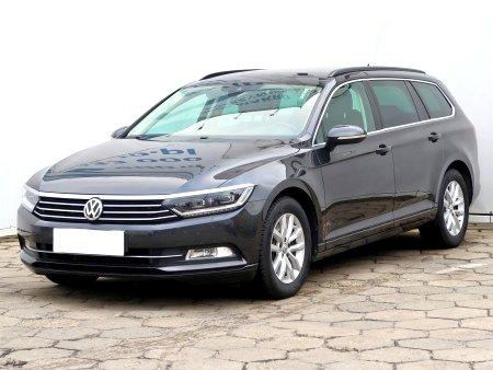 Volkswagen Passat, 2017 - pohled č. 3