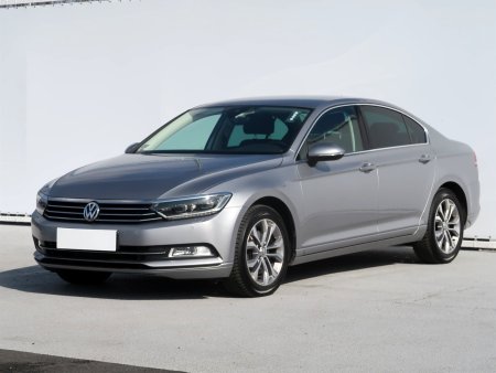 Volkswagen Passat, 2018 - pohled č. 3