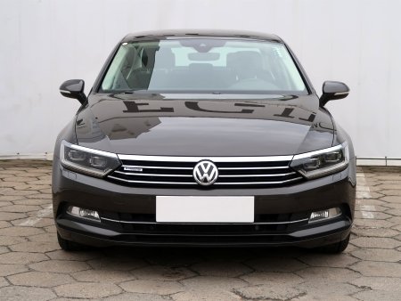 Volkswagen Passat, 2018 - pohled č. 2