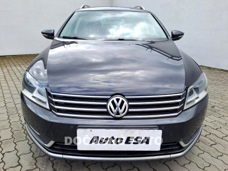 Volkswagen Passat, 2011 - pohled č. 2