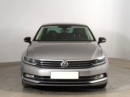 Volkswagen Passat, 2017 - pohled č. 2