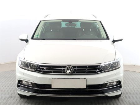 Volkswagen Passat, 2018 - pohled č. 2