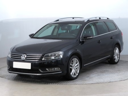 Volkswagen Passat, 2011 - pohled č. 3