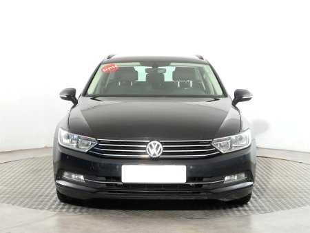 Volkswagen Passat, 2015 - pohled č. 2