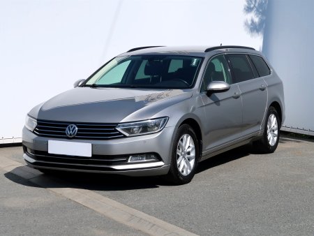 Volkswagen Passat, 2015 - pohled č. 3