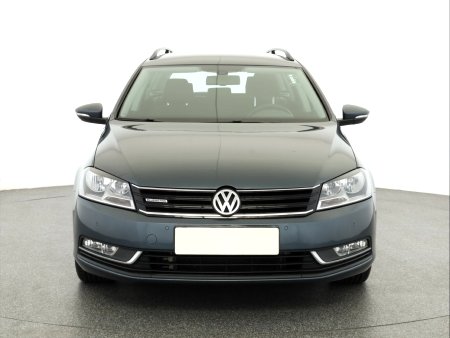 Volkswagen Passat, 2012 - pohled č. 2