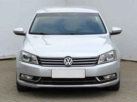 Volkswagen Passat, 2013 - pohled č. 2