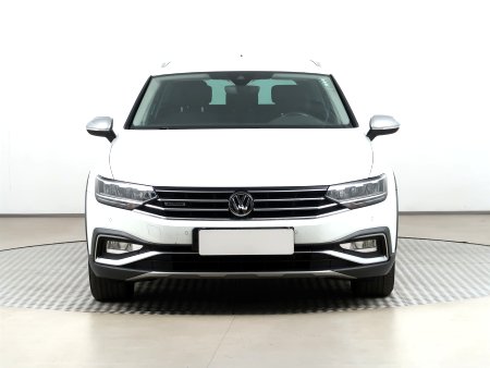 Volkswagen Passat, 2020 - pohled č. 2