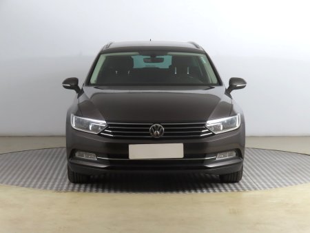 Volkswagen Passat, 2016 - pohled č. 2