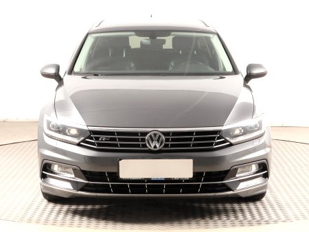 Volkswagen Passat, 2015 - pohled č. 2