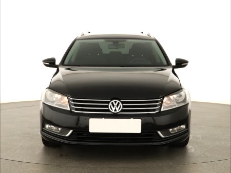 Volkswagen Passat, 2012 - pohled č. 2