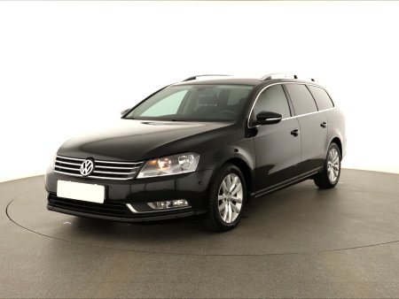 Volkswagen Passat, 2012 - pohled č. 3