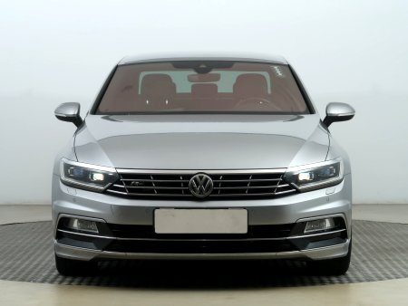 Volkswagen Passat, 2019 - pohled č. 2