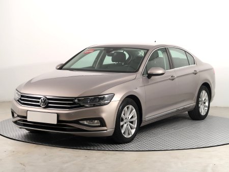 Volkswagen Passat, 2019 - pohled č. 3