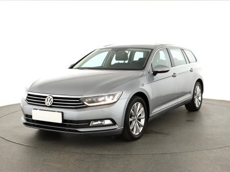 Volkswagen Passat, 2018 - pohled č. 3