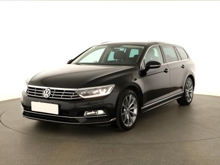 Volkswagen Passat, 2019 - pohled č. 3