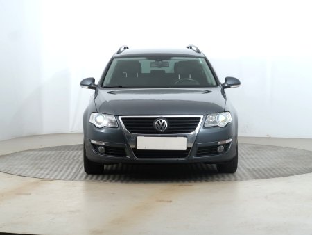 Volkswagen Passat, 2010 - pohled č. 2