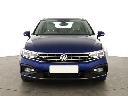 Volkswagen Passat, 2020 - pohled č. 2
