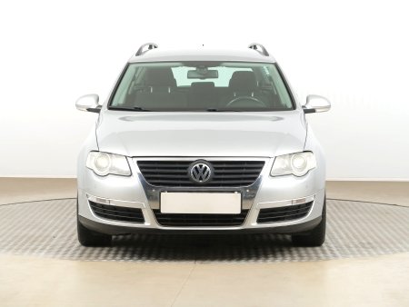 Volkswagen Passat, 2010 - pohled č. 2
