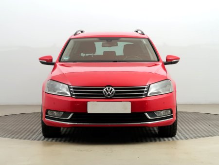 Volkswagen Passat, 2012 - pohled č. 2