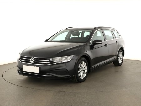 Volkswagen Passat, 2019 - pohled č. 3