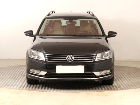 Volkswagen Passat, 2012 - pohled č. 2