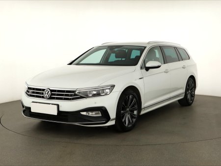 Volkswagen Passat, 2020 - pohled č. 3