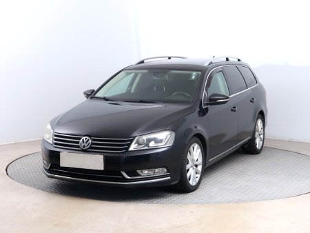 Volkswagen Passat, 2011 - pohled č. 3