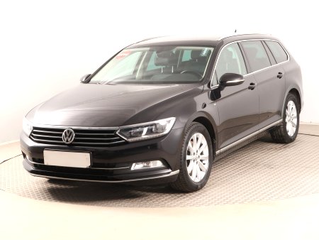 Volkswagen Passat, 2016 - pohled č. 3
